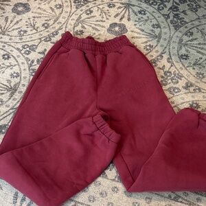 Comfrt Maroon Sweatpants